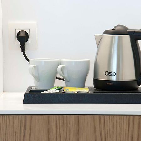 Hotel Radisson Blu Towers Kaushambi Delhi Ncr Ghaziabad Esterno foto A kettle
