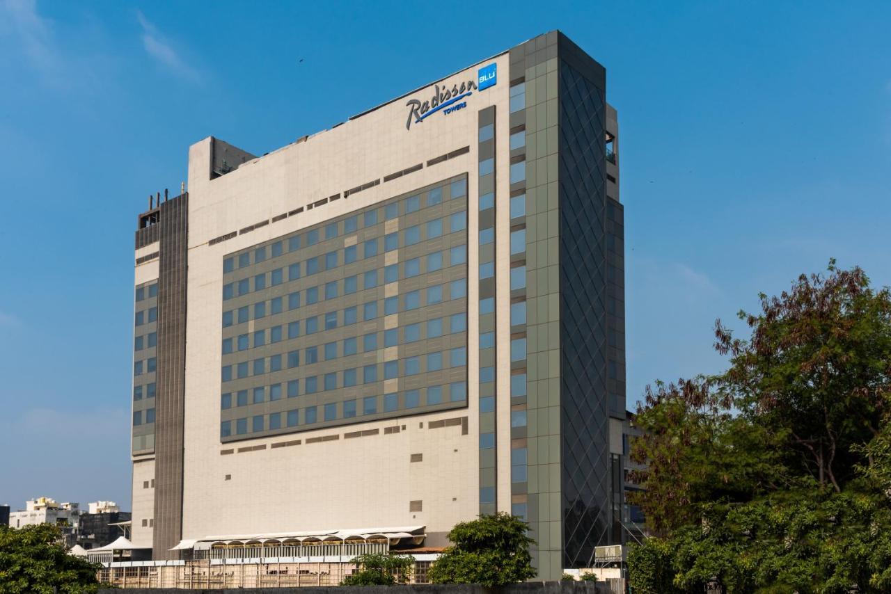 Hotel Radisson Blu Towers Kaushambi Delhi Ncr Ghaziabad Esterno foto