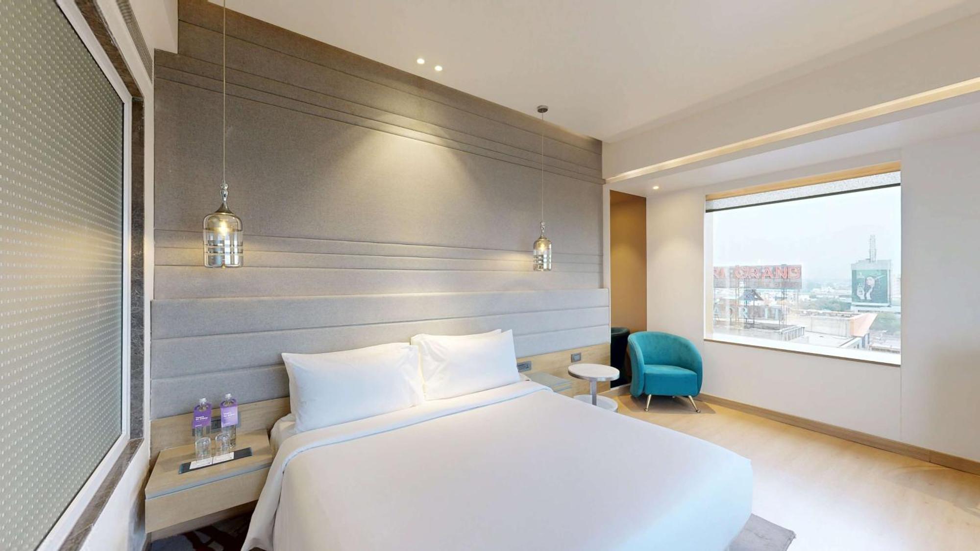 Hotel Radisson Blu Towers Kaushambi Delhi Ncr Ghaziabad Esterno foto Deluxe Room