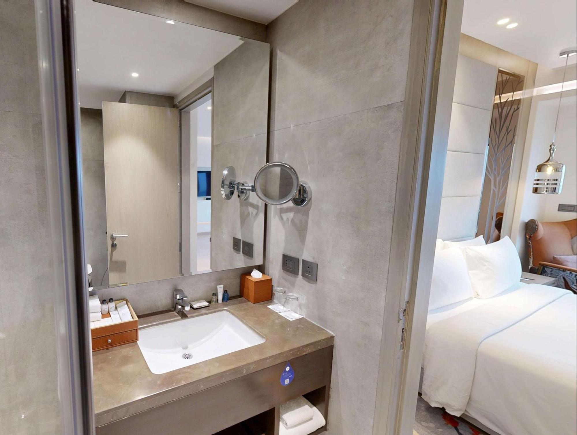 Hotel Radisson Blu Towers Kaushambi Delhi Ncr Ghaziabad Esterno foto